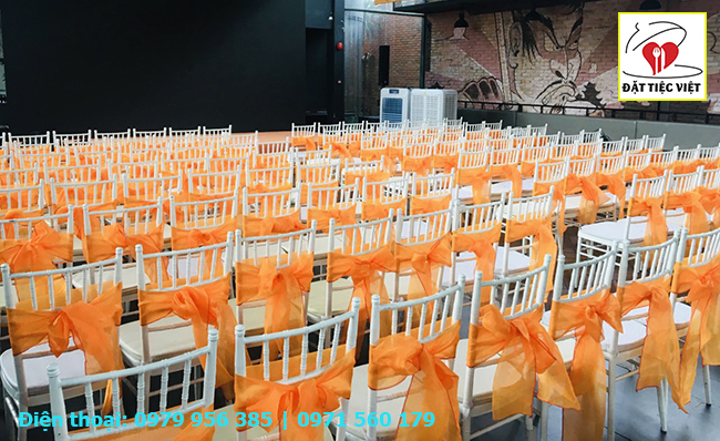 cho thuê ghế Chiavari Tiffany HCM