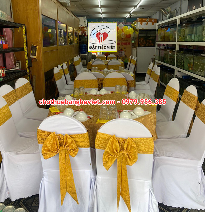 Cho thuê bàn ghế Việt