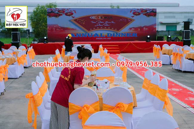 Thuê bàn ghế Bình Dương